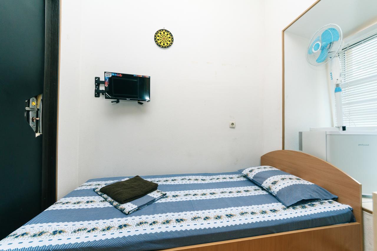 Small Room Near Independence Square Kijów Zewnętrze zdjęcie